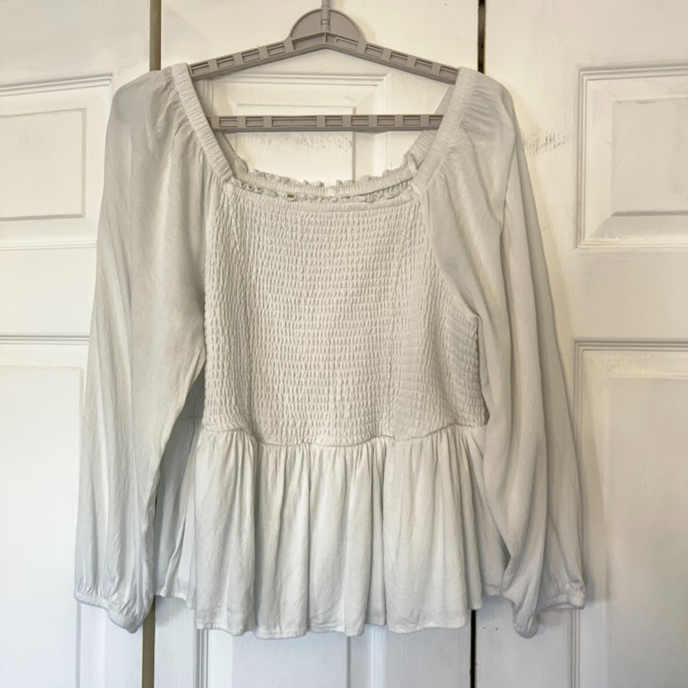 Torrid Ivory Plus Sz 2X Smocked Long Sleeve Light Blue Blouse Milkmaid Summer